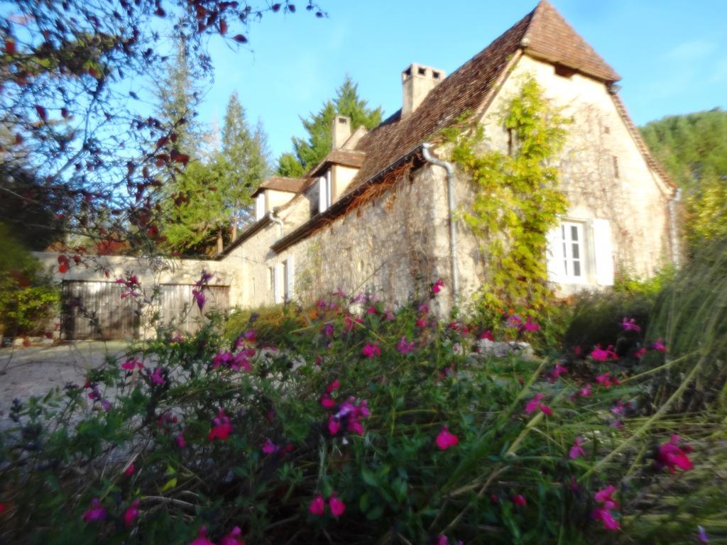 Gites Coeur De Lot Soucirac Exterior photo